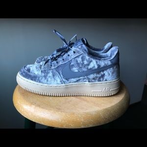 Nike Air Force 1 Velvet
